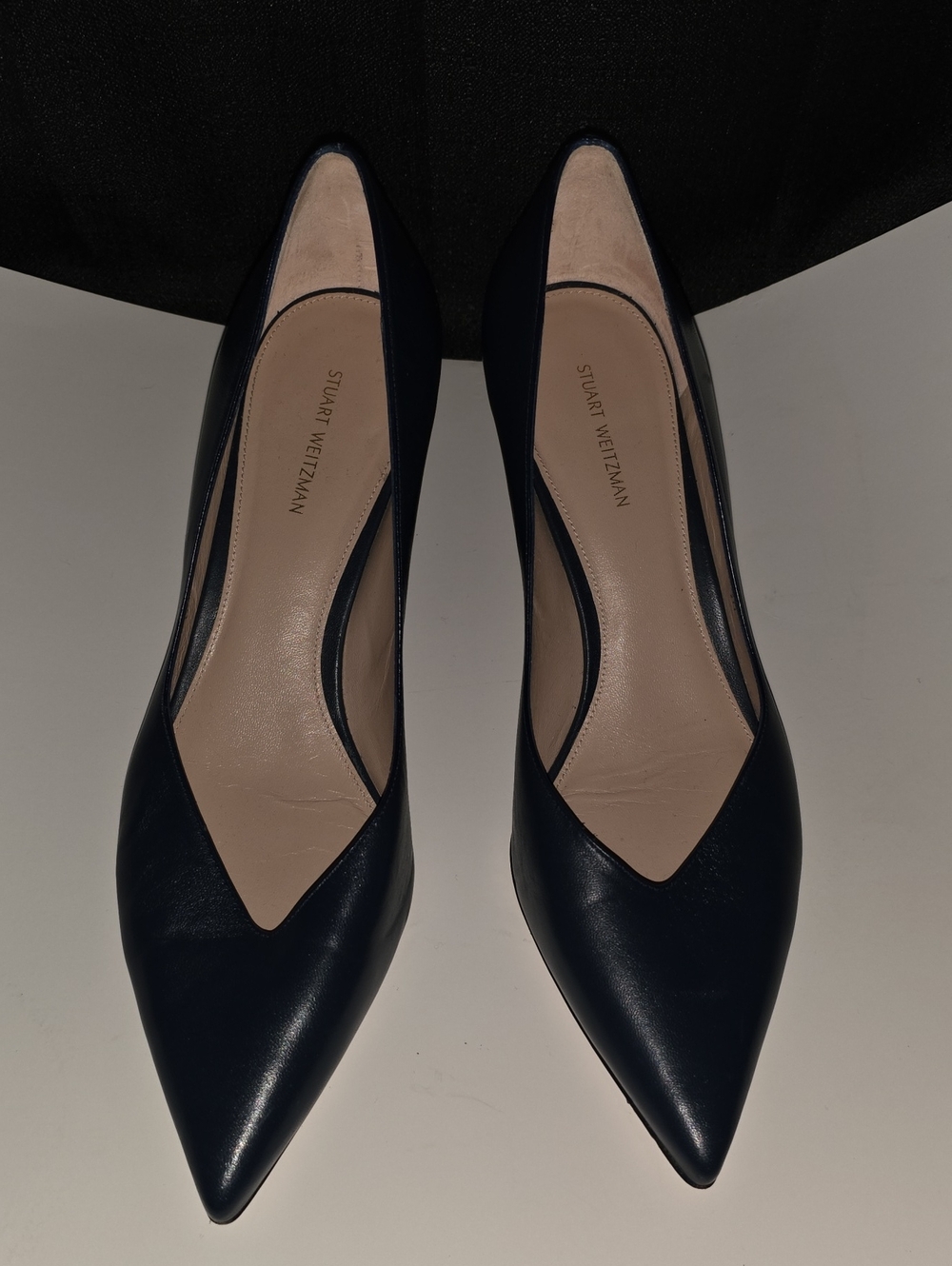 Stuart Weitzman SZ 9.5 Navy Pointed Toe Leather Pumps Made In SPAIN